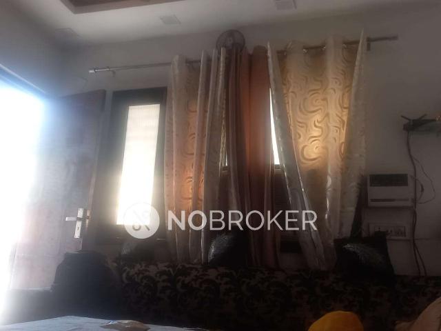 Flat for sale in Central Delhi, Deri