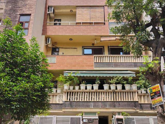 Flat for sale in South Delhi, Deri