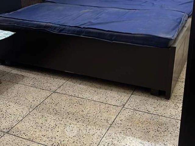 Flat for sale in South Delhi, Deri