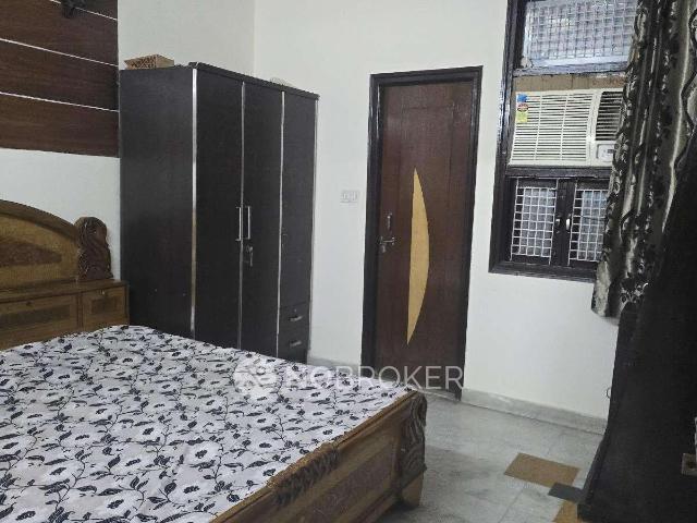 Flat for sale in West Delhi, Deri