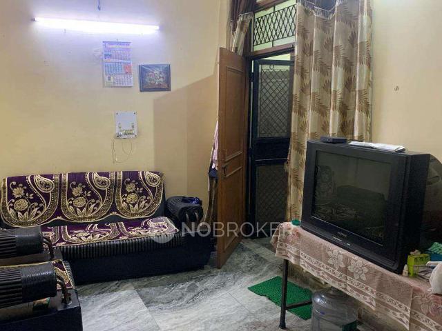 Property for sale in Mayur Vihar, Delhi