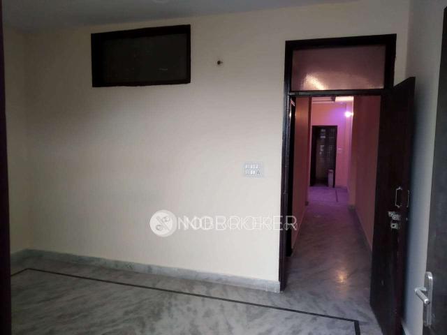 Flat for sale in West Delhi, Deri