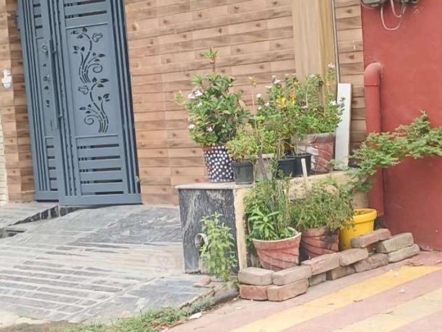 Flat for sale in Sector 7, Gurugram