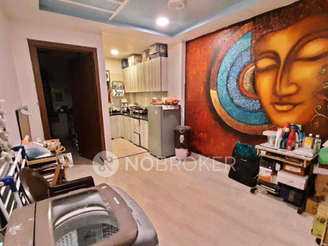 Flat for sale in West Delhi, Deri