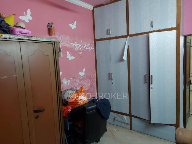 Flat for sale in Shalimar Bagh, Delhi