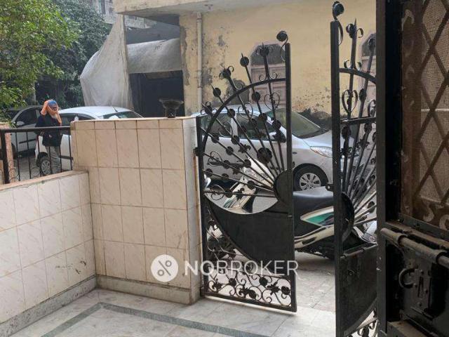 Flat for sale in Tagore Garden Extension, Delhi