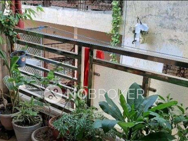 Flat for sale in West Delhi, Deri