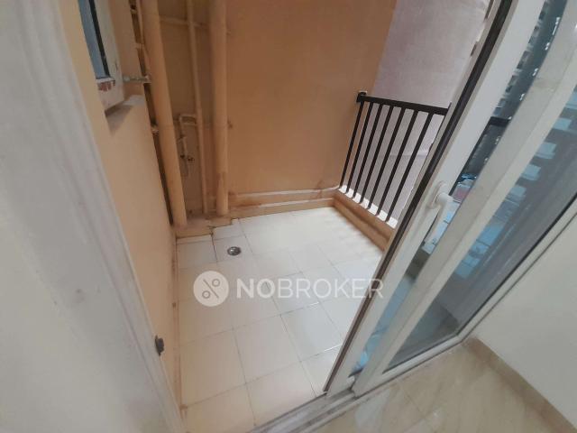 Flat for sale in Gaur City 2, Gautam Buddha Nagar