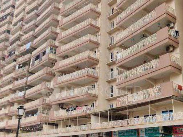 Flat for rent in Gaur City 2, Gautam Buddha Nagar