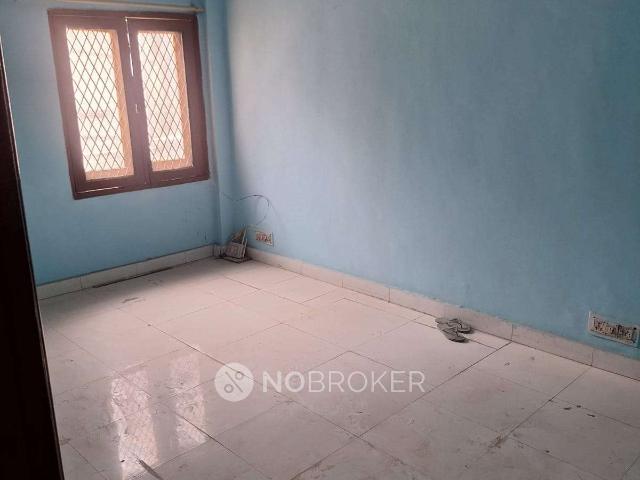 Flat for rent in South Delhi, Deri