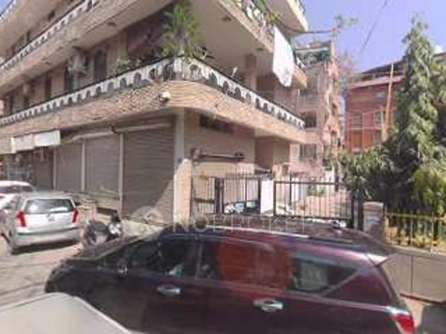 Flat for rent in Deri