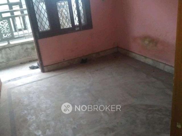 Flat for rent in Deri