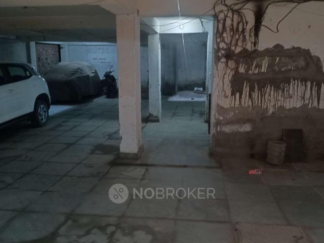 Flat for sale in South Delhi, Deri