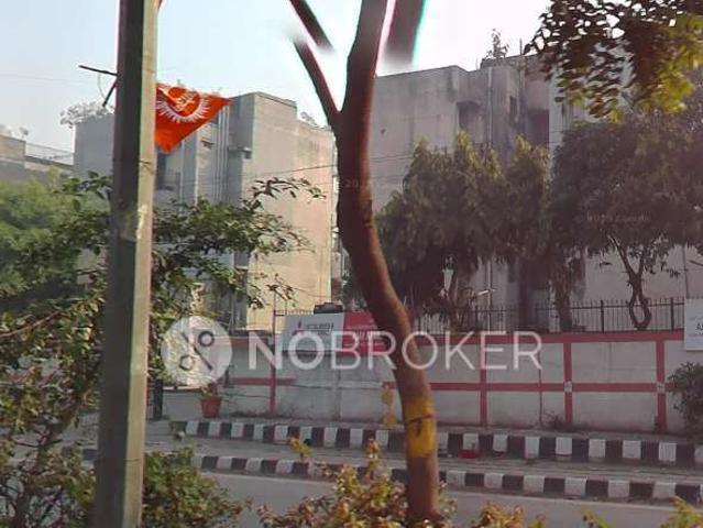 Flat for rent in North West Delhi, Deri
