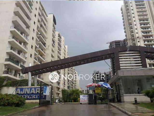Flat for sale in North East Delhi, Delhi