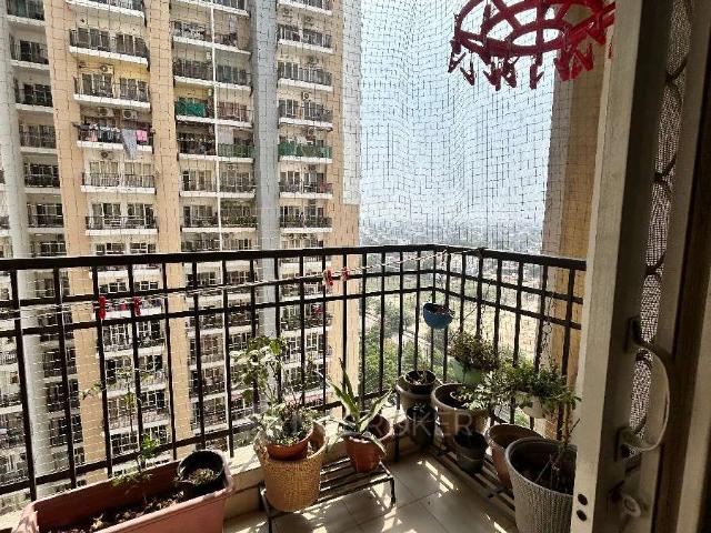 Flat for sale in Sector 15A, Noida