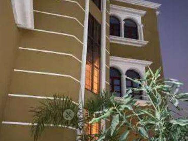 Flat for sale in Tolichowki, Hyderabad