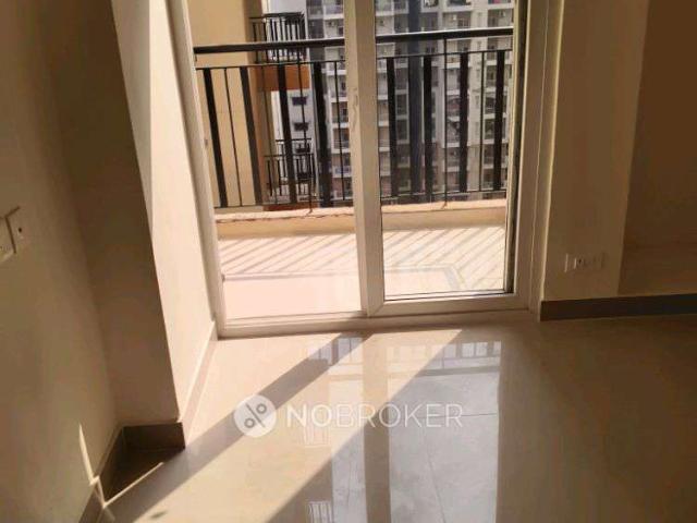 Flat for sale in Gautam Buddha Nagar, Uttar Pradesh