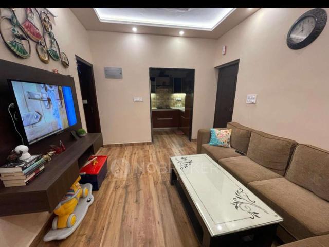 Flat for sale in West Delhi, Deri