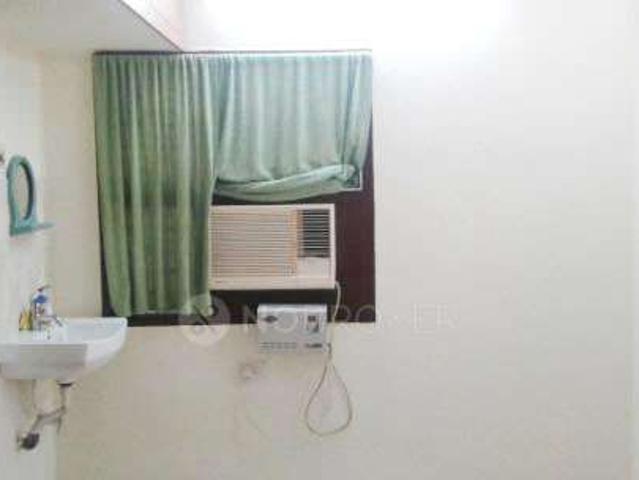 Flat for rent in Adyar, Tamil Nadu