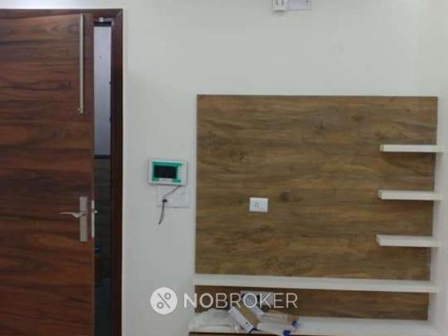 Flat for rent in West Delhi, Deri