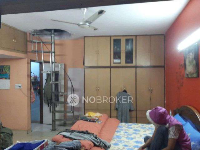 Flat for sale in South Delhi, Deri