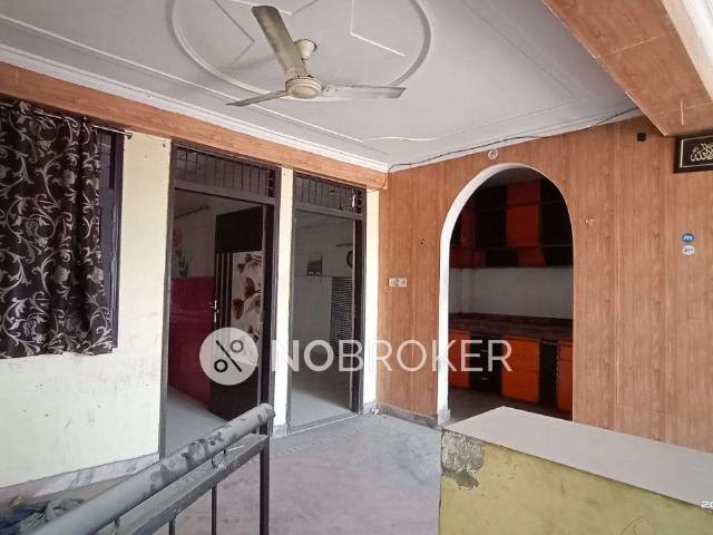 Flat for rent in Deri