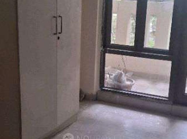Flat for rent in Deri