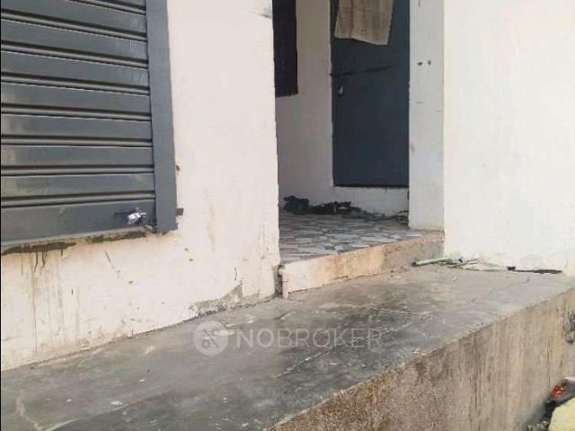 Flat for rent in Sector 12, Gurugram