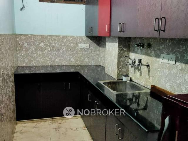 Flat for rent in East Delhi, Deri