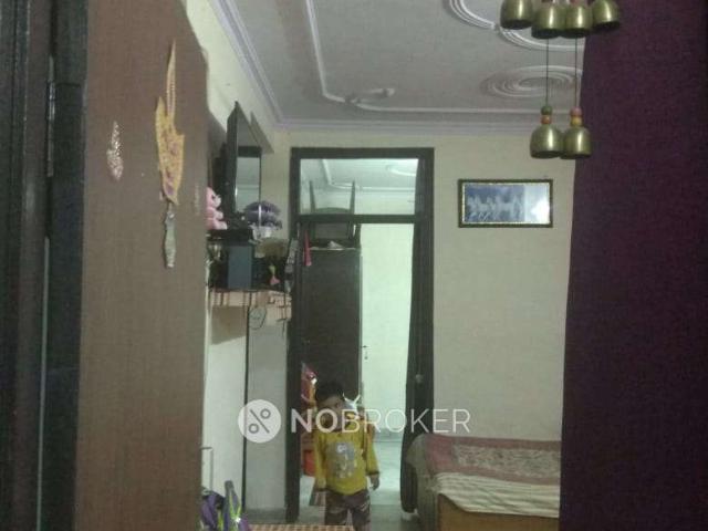 Flat for rent in Deri