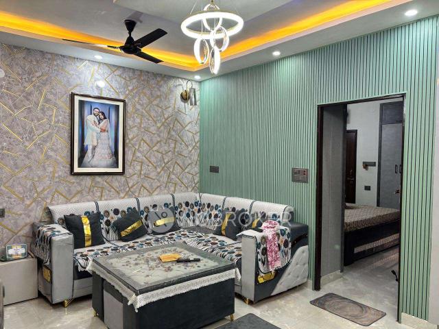 Flat for rent in Pasonda, Sikanderpur