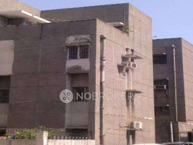 Flat for rent in North West Delhi, Deri