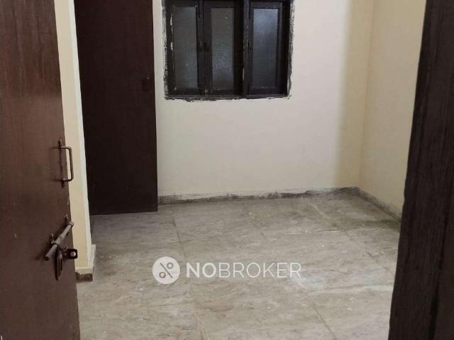 Flat for rent in Sector 45, Noida