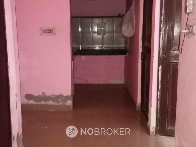 Flat for rent in South West Delhi, Deri