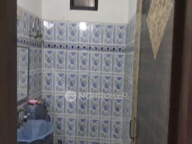 Flat for rent in Vikaspuri, Delhi