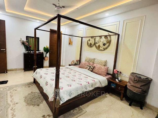 Flat for sale in Mandi, Delhi