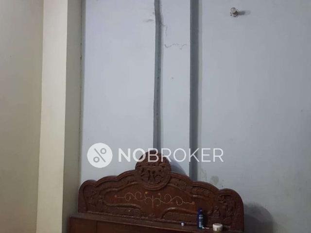 Flat for sale in East Delhi, Deri