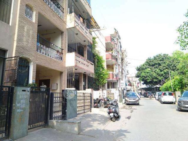 Flat for sale in Deri