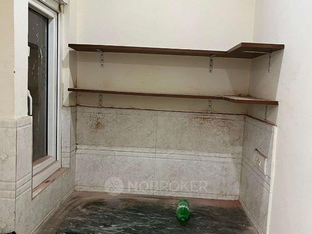 Flat for sale in East Delhi, Deri