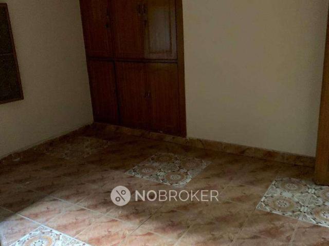Flat for sale in Mayur Vihar III, Delhi