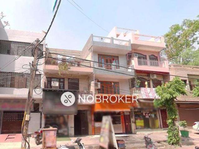 Flat for sale in North East Delhi, Deri