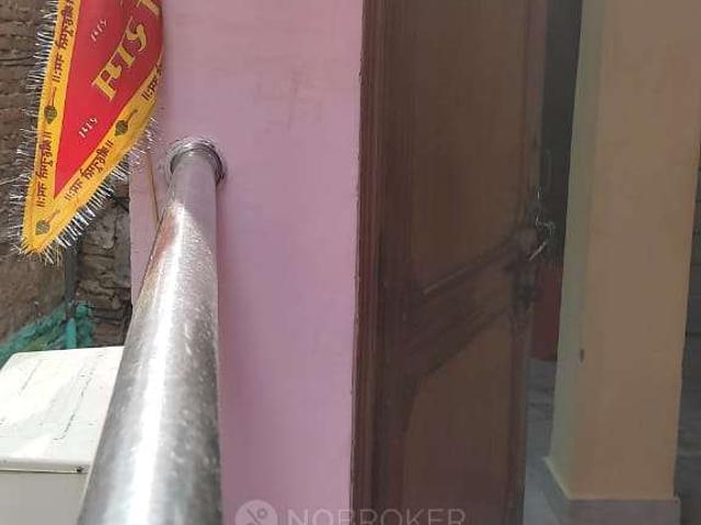 Flat for sale in Central Delhi, Deri