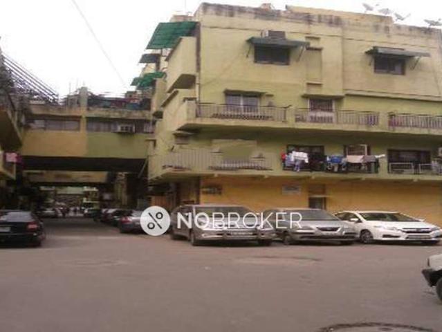 Flat for sale in West Delhi, Deri