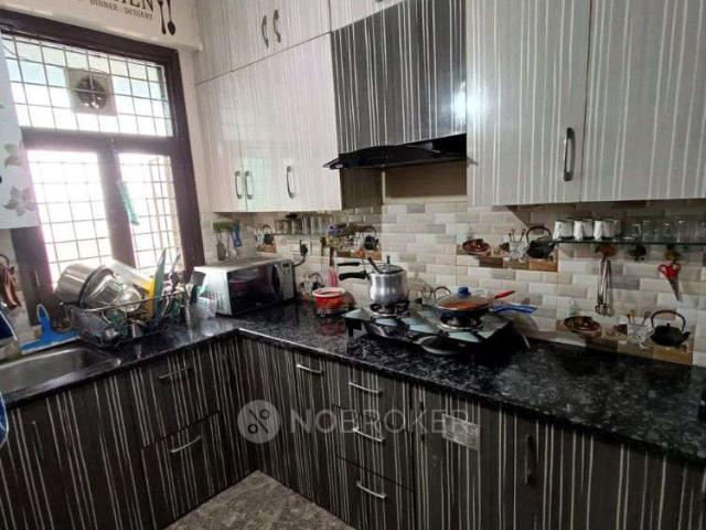 Flat for rent in Hariana