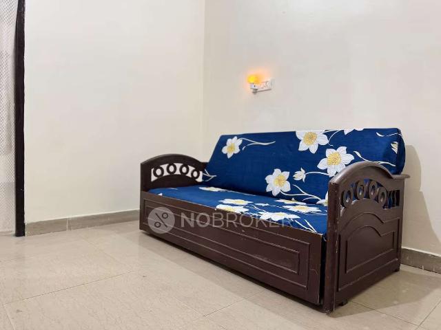 Flat for rent in West Delhi, Deri