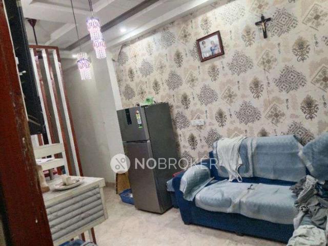 Flat for sale in West Delhi, Deri