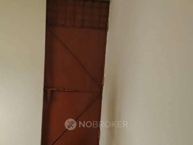 Flat for rent in West Delhi, Deri
