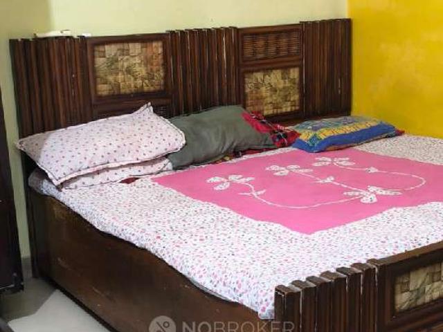 Flat for rent in South West Delhi, Deri