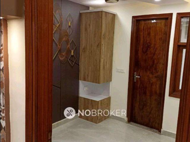 Flat for sale in West Delhi, Deri